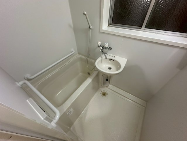 住吉ハイツIの浴室