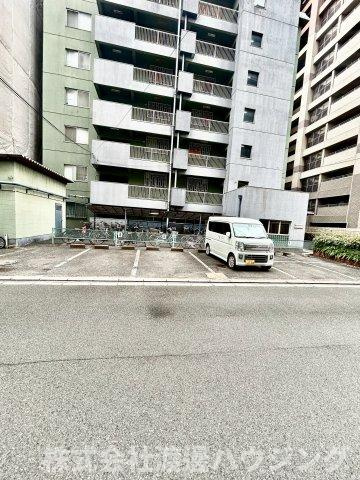 東洋マンションの駐車場