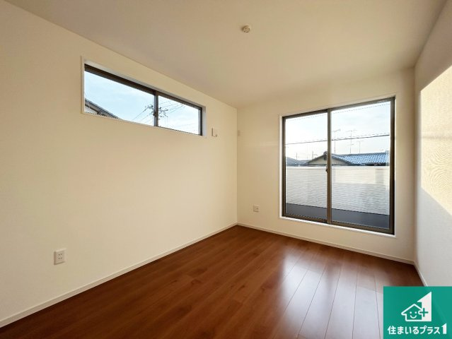 京都市伏見区醍醐柏森町　第1期　新築一戸建ての洋室|シンプルな洋室は、自分好みのインテリアが楽しめます♪ご家族とインテリアや家具を選びに行くのは新築購入時の醍醐味の一つです。ぜひお楽しみください♪