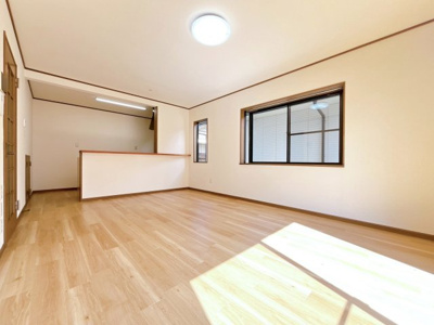 【居間・リビング】 | 伊勢崎市富塚町　中古住宅
