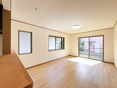 【居間・リビング】 | 伊勢崎市富塚町　中古住宅