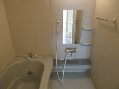 【浴室】 | リビングタウン弘前C