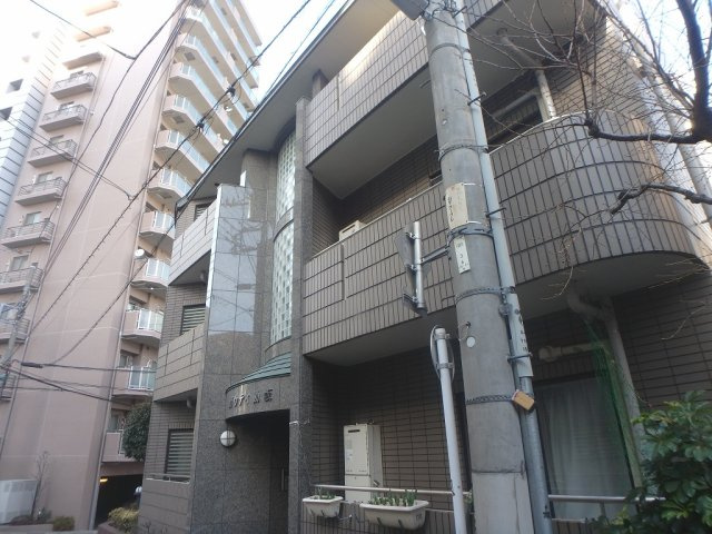 ガウディ動坂の外観