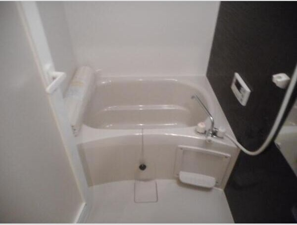 アスコット大野田の浴室