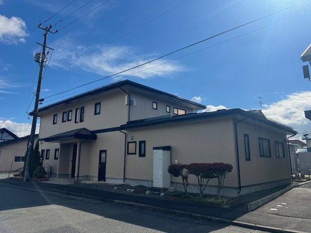 篠木黒畑中古戸建の前面道路含む現地写真