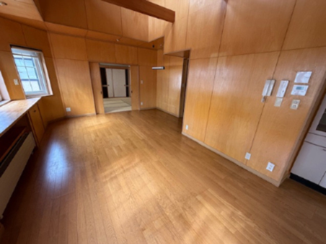 篠木黒畑中古戸建の居間・リビング|１階