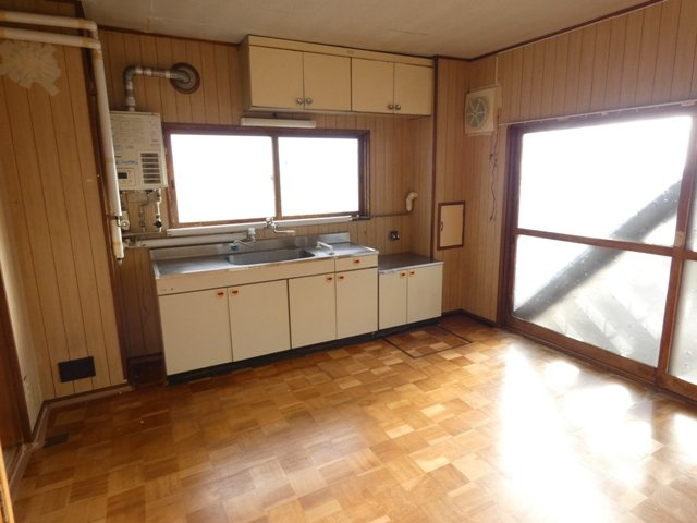 第一浅里ハイツの居間・リビング