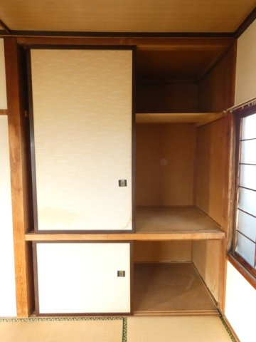 第一浅里ハイツの収納