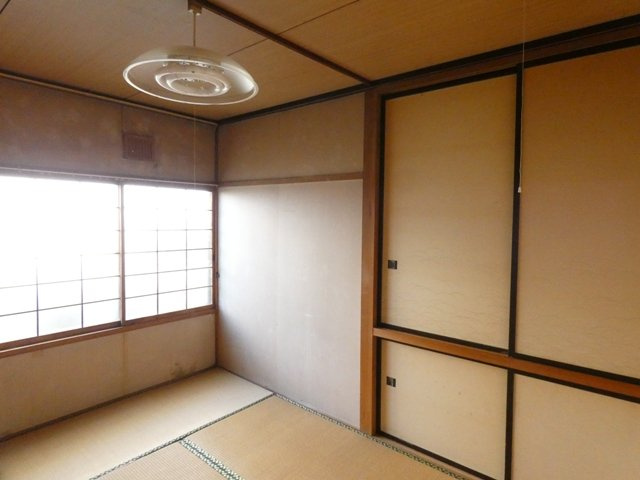 第一浅里ハイツの和室