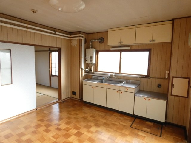 第一浅里ハイツの居間・リビング