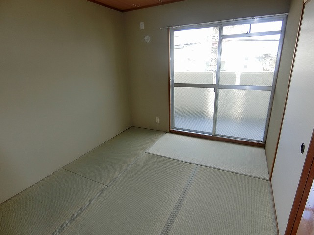 サンパレス甲子園の和室