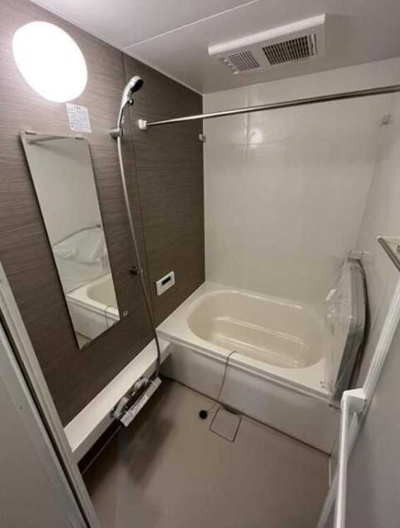 ルシェロ　ウォークインクローゼット　築浅　角部屋の浴室|追焚・浴室乾燥機能付き☆