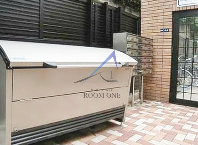 アーバンプレイス四谷三丁目の内装|ゴミ置き場