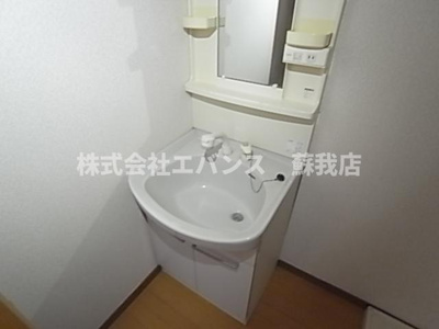 【独立洗面台】 | グリーンゲイブルズ | 独立洗面台で身支度をすべて済ませてしまいましょう