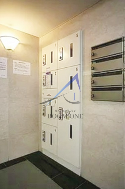 ルーブル新橋のその他共用部分|宅配ボックスです。