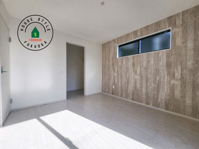 太宰府市朱雀2丁目第1-2棟（1号棟）の寝室|主寝室には収納力に優れたクローゼットがありますので、お部屋もすっきり片付きます。