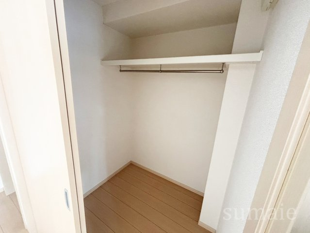 コートダジュールの収納|広々としたウォークインクローゼットです