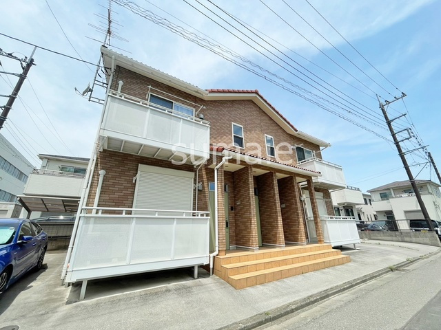 コートダジュールの外観|アパートタイプの物件です。