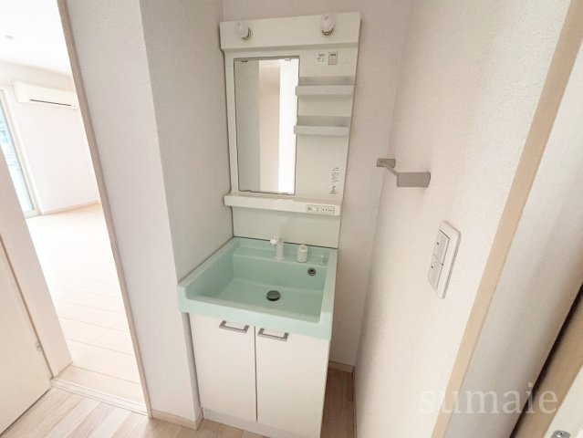 コートダジュールの玄関|独立洗面台☆