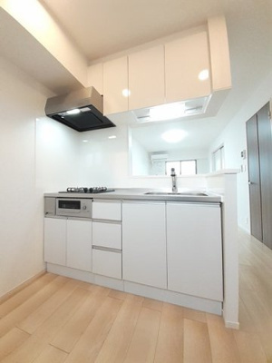 【キッチン】 | サニーヴィラⅢ | きれいなキッチンです