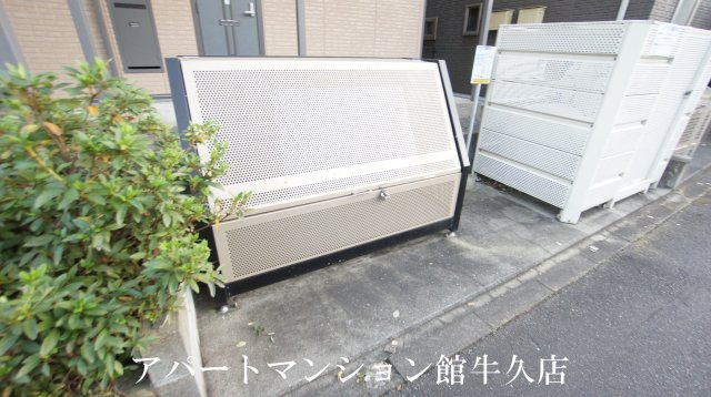 プレミールのその他共用部分|ゴミストッカー