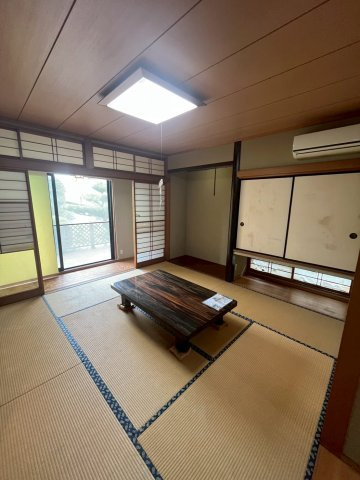 鳥山上町　中古戸建ての和室