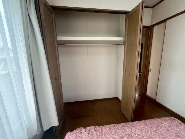鳥山上町　中古戸建ての収納