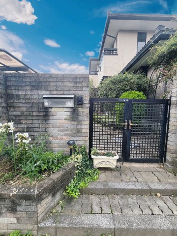 鳥山上町　中古戸建ての外観