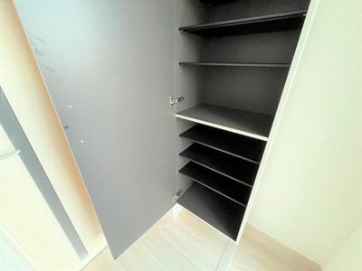 【収納】 | セレニティ宮野和 | 下駄箱（イメージ）