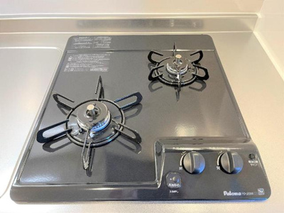 【キッチン】 | セレニティ宮野和 | 2口コンロ付き（イメージ）