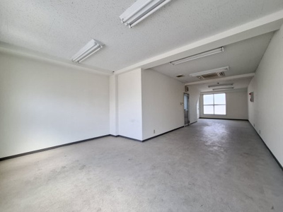 【内装】 | サンスリービル | 同タイプ室内写真