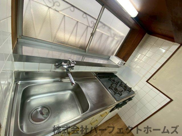 松丘町OC一戸建のキッチン|使いやすいキッチンです