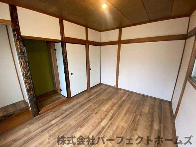 松丘町OC一戸建の洋室|広々とした洋室です