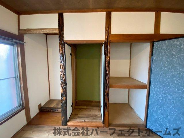 松丘町OC一戸建の和室|明るい和室です