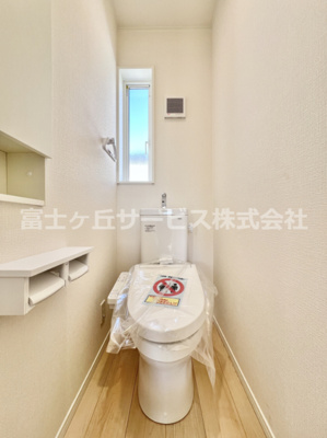 【トイレ】 | 富士宮市淀師 12期 新築一戸建て 1号棟 | 2Fのトイレです