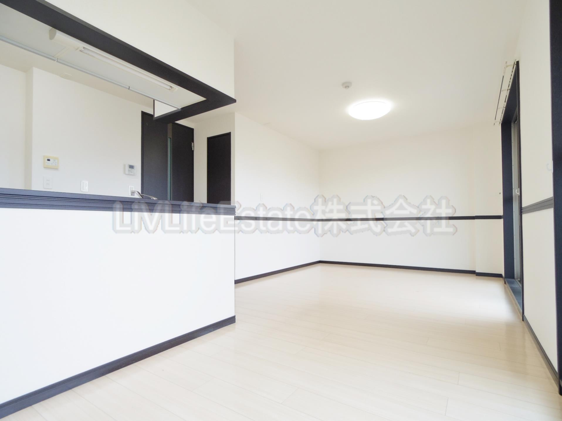 ブルーム（ＢＬＯＯＭ）の居間・リビング