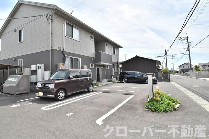 エスポワール津森 B棟の駐車場|駐車場