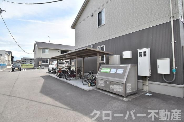 エスポワール津森 B棟のその他共用部分|ゴミストッカー