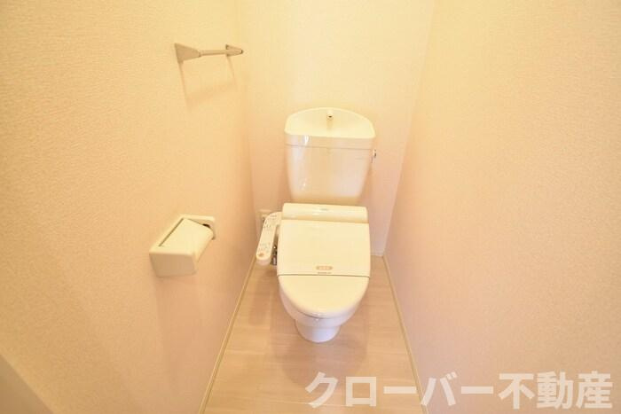 エスポワール津森 B棟のトイレ|温水洗浄暖房便座