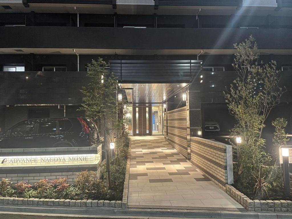アドバンス名古屋モクシー　名古屋市賃貸　仲介手数料無料のエントランス|庭