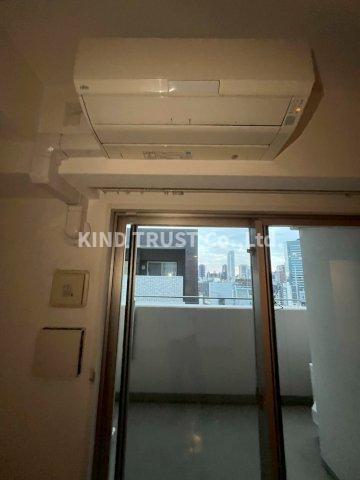 南森町ザマークスの内装|明るい色調の室内です