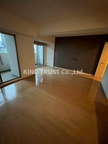 南森町ザマークスの居間・リビング|こちらの居間で趣味の時間をお楽しみください