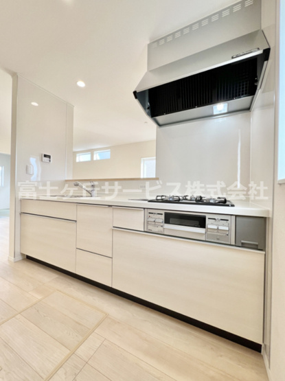 【キッチン】 | 富士宮市淀師 12期 新築一戸建て 2号棟 | 使いやすいキッチンです