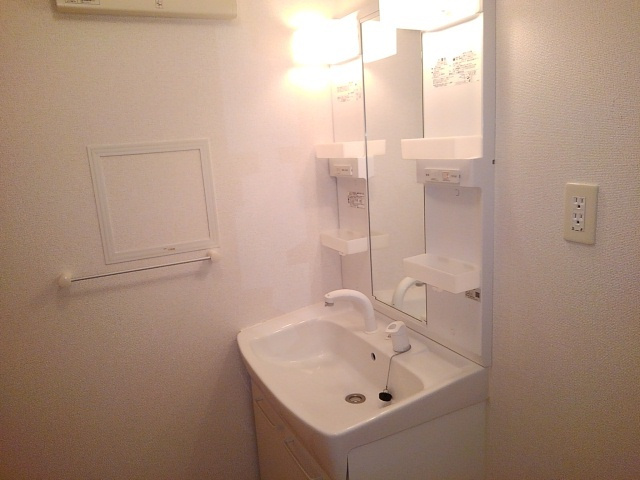 グラン・アヴェニールＡの洗面所|洗面所