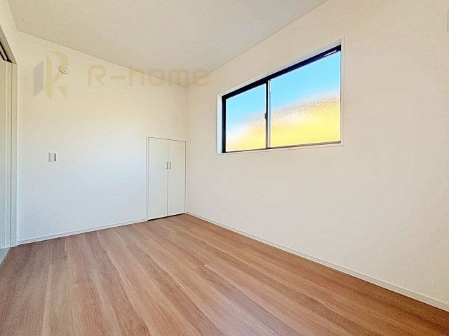 流山市江戸川台東7期　新築戸建て　2号棟の洋室|1階洋室はゲストルーム、キッズスペースとしても利用可能♪