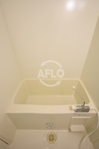 コンフォートレジデンス御堂筋本町の浴室|コンフォートレジデンス御堂筋本町　清潔感のある浴室