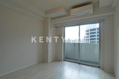 【居間・リビング】 | ラフィスタ品川ベイ | こちらのリビングで趣味の時間をお楽しみください