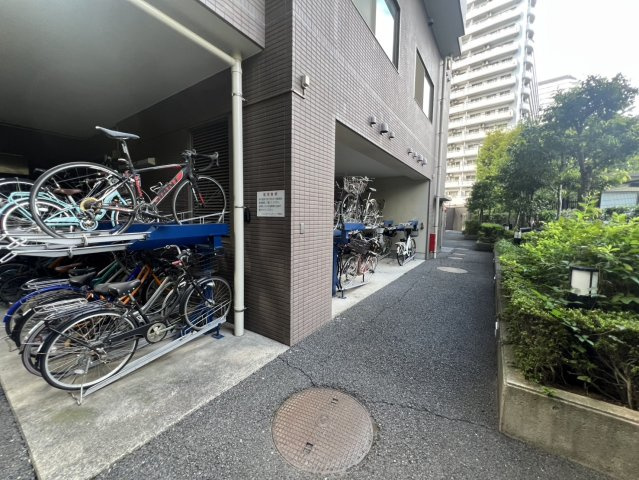 ジェム川口プライムアベニューの駐輪場