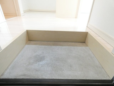 【玄関】 | プランタン白金