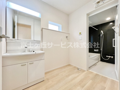 【脱衣所】 | 富士宮市淀師 12期 新築一戸建て 4号棟 | 脱衣場です